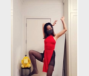 抖音:果舞流出,诗宝人气飙升!