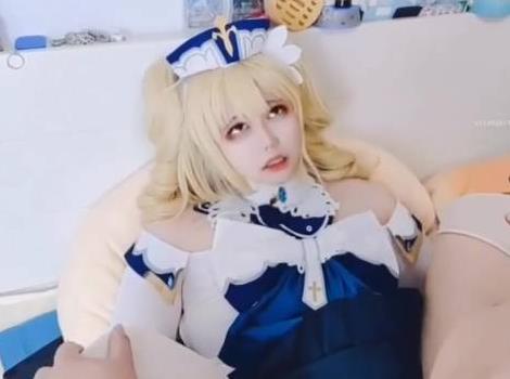 原神芭芭拉:老哥肉身开团,小舞酱伪娘附体!这波C作很溜啊!