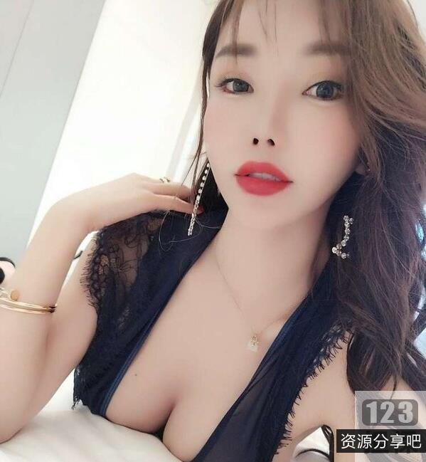 650W大V恒淼淼社保姬私拍：苗条身材高科技熊助阵，1.1G视频让你热血沸腾！