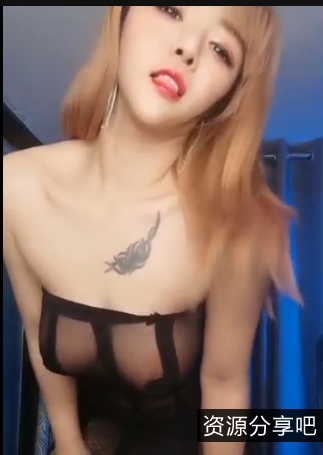 网红陈小魔最新最有尺度完整绝版合集：性感比基尼、清新淡雅衣服，让你心动不已！