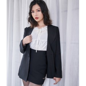 精选御姐浮力姬罗兰·萨莉精彩表演：黑丝性感、民国服装清纯可爱