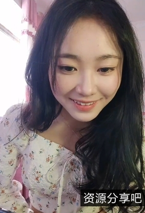 网红{{网红名字}}发布自行打包半糖顶点，精彩瞬间捕捉{{关键词20}}的魅力！