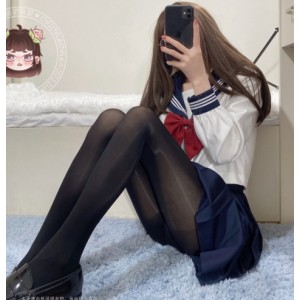 推特美少女仙仙桃：高颜值身材好，1.8G火辣妹子美貌小合集