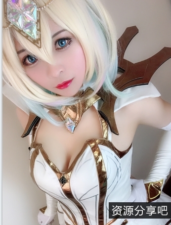 《Sola酱：双马尾少女的不甘心坚强意志》