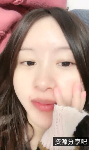 网红小玉精彩视频：乖巧美少女完美秀出魅力，实现人生巅峰