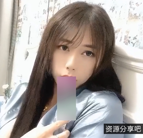 粥粥的视频资源合集:搬运小区、公交站台、二楼三楼,拍摄技术出色、灯光舒服、给你新鲜想法!