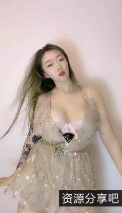 197V女神欣妹紧身衣服装合集：青春舞动动作场景，1.4G人气爆棚！
