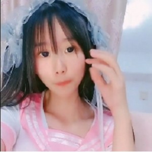 小妹子精选奶某处双洞齐下自抠释放厕所尿尿1v23g