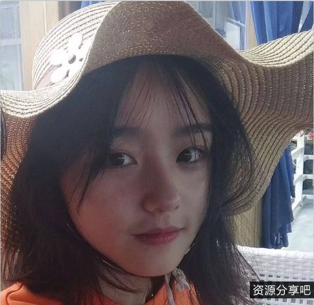 《聚会微醺：校花女同学的嘴艺性怼脸上》