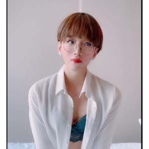 TSJieun合集273V41G你是谁为什么出现这里哪里黑色长发五官眼睛