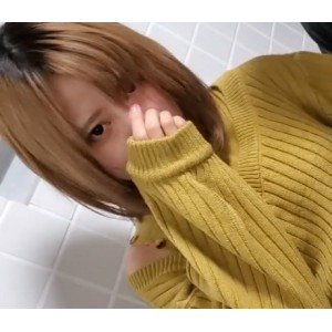 精选尤物在公共厕所被两个人草1V+四人游+589MB百度盘