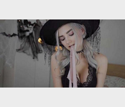 P站网红AvrilxLust合集：火辣萌妹子展现豪放魅力！