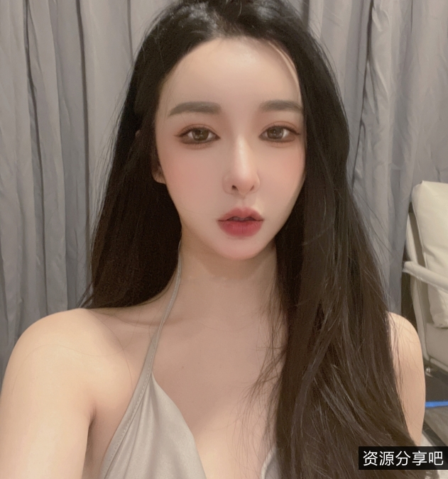 限量版推特逆天大罩杯尤物可可幂高端灰丝名媛活塞机冲毁神鲍1V+542MB