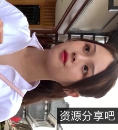 热裤大长腿胖臀美女视频