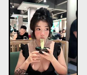 广州顶级反差母PP第二弹-视频大小/数量震撼！