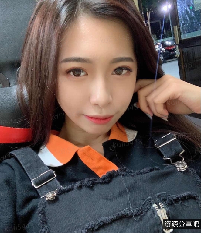 私密视频曝光-反差小女友的私密视频曝光(1V,619M)-百度盘