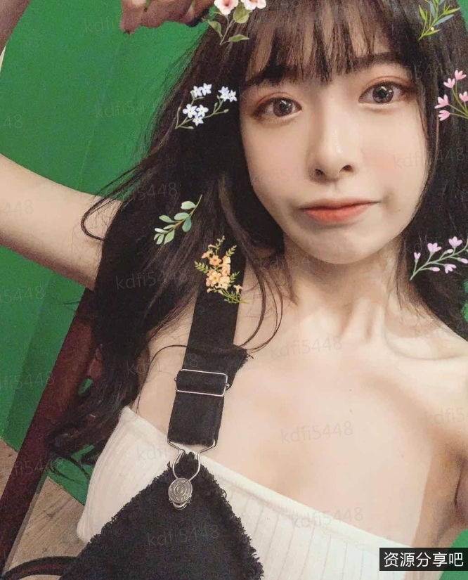 私密视频曝光-反差小女友的私密视频曝光(1V,619M)-百度盘