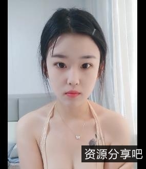 小灵儿游泳绝技展示：清晰3V-3.2G视频揭秘无保护下河仰泳