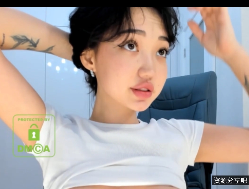 自行打包怼屏比较能喷，同学吴莫愁风格视频[1v+5.87g]