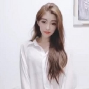 重磅福利芒果味露脸定制福利姬，百度云资源