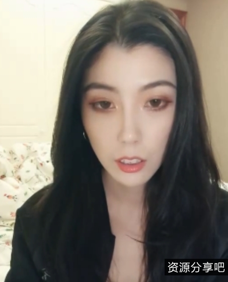 卡哇伊主播cccllll首秀1V2G视频百度云下载，精彩表现轻松观看