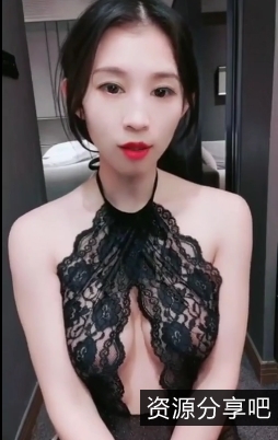 御姐女主播雅雅：成熟女人味，颜值在贤娆精品视频分享