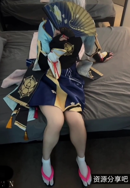 M-N牛逼大神最新三部曲：约会足艺COSER，3V+875M视频集锦