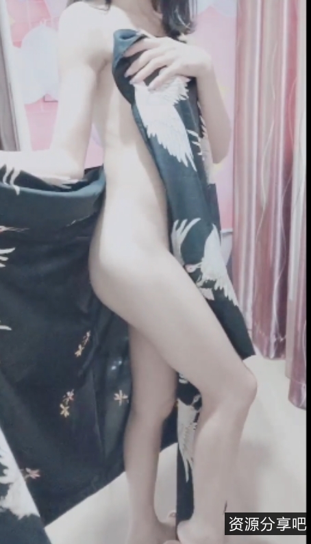 “五色糖果七彩糖果福利视频：半糖主播魅力无限，8集视频总计576M，百度云永久有效！”