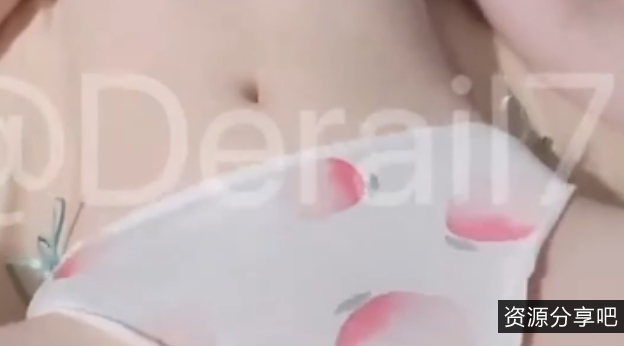 精选身材小D姐姐桃子小热裤，纯欲粉嫩某处，开放银骚视频499M