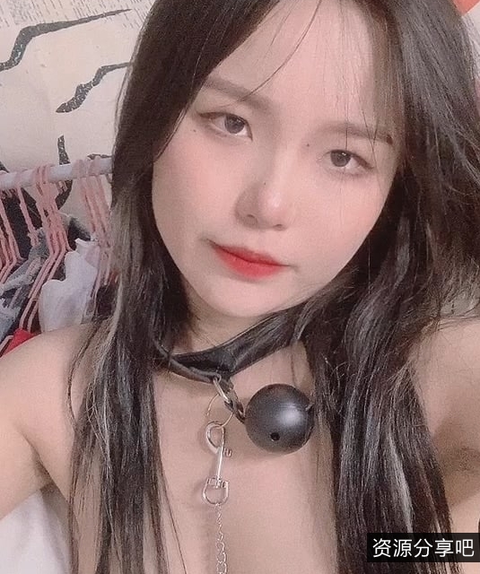 周周乖崽定制私拍2.27g，精彩内容收藏不停