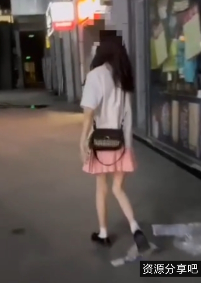 海角社区付费视频大合集：93个视频，13.4G，爱自取