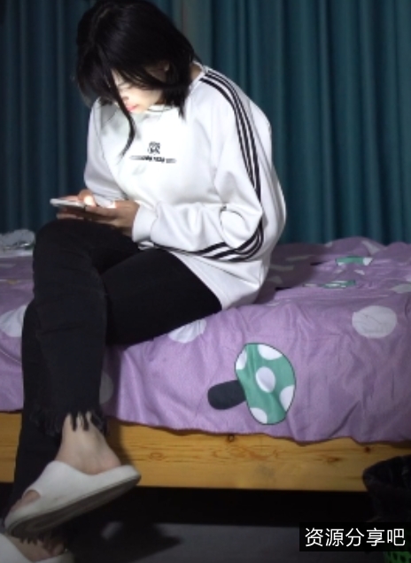 年轻小妹妹专属鱼哥：百度ED2K视频收藏达185个，总大小135v34.7g