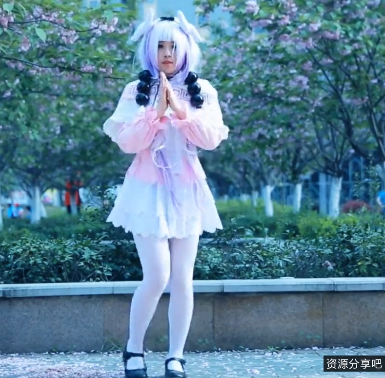 露底裤宅舞收藏大片，B站网红232v22g惊艳表演