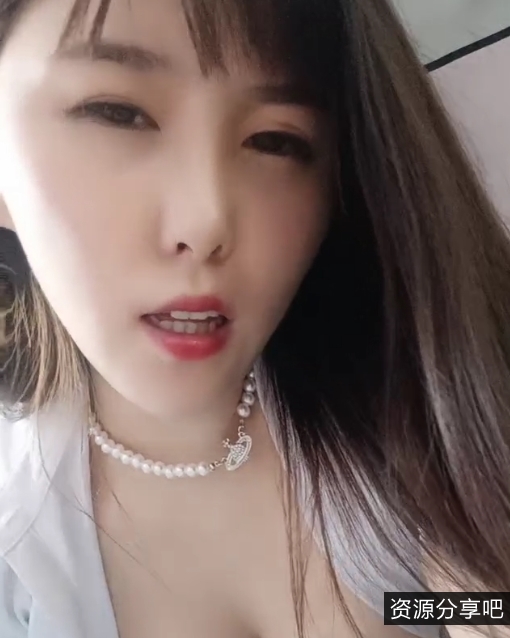 温馨亲密:初瑞雪与小羊的日常生活视频大曝光!