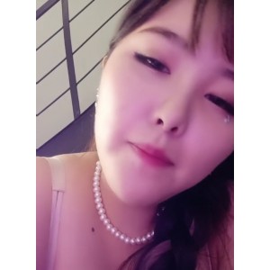 温馨亲密：初瑞雪与小羊的日常生活视频大曝光！