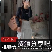 DC10102与互动小马达合作的极其Y荡私拍视频合集，展现探花级绅士风采，颜值身材双丰收，三人游精彩互动，绝对不能错过！