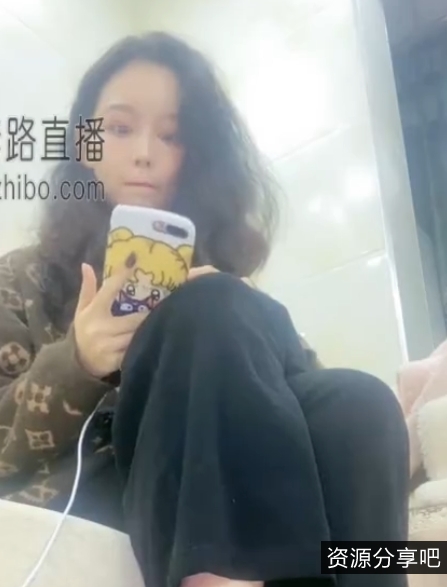 17v9.38g主演《豆满月》套路直播，收藏70次，百度ED2K热播