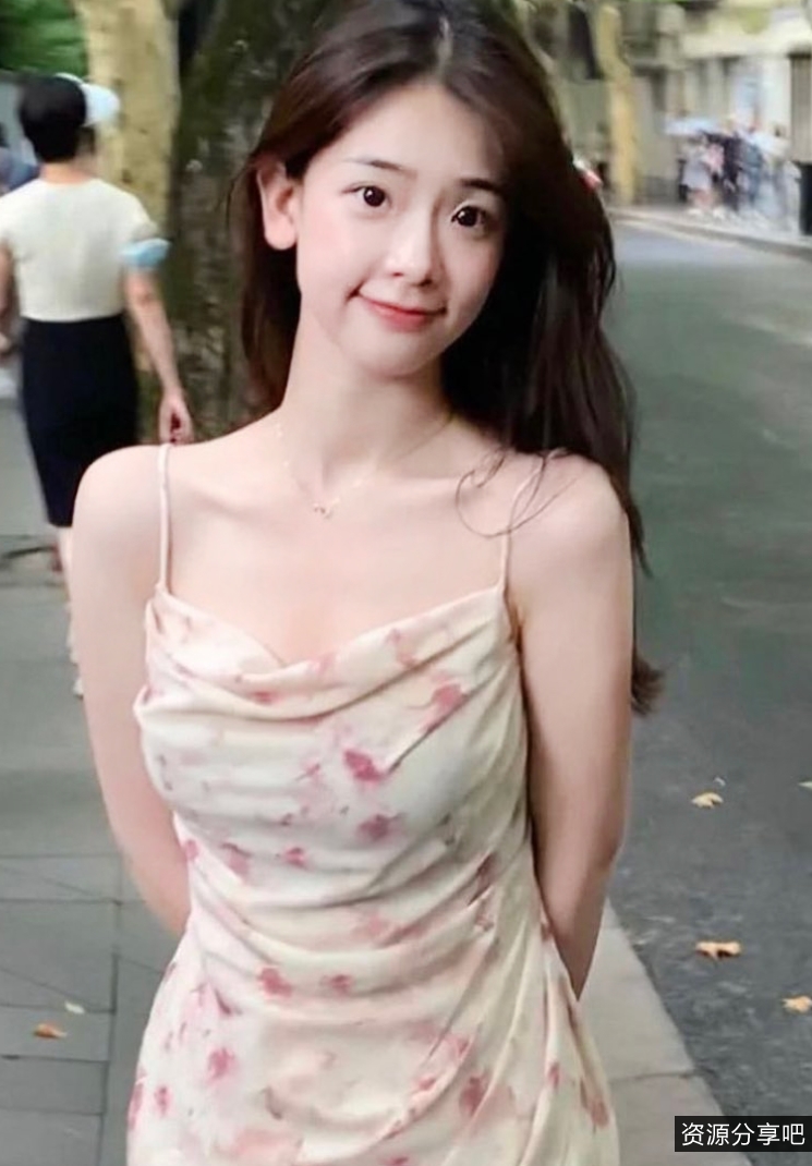 AI自动去衣图合集:102P180M,百度盘下载,二补压缩包,简简单单的去衣图片