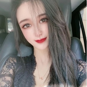 真实空姐 迷人蔓CC私拍 1.86G