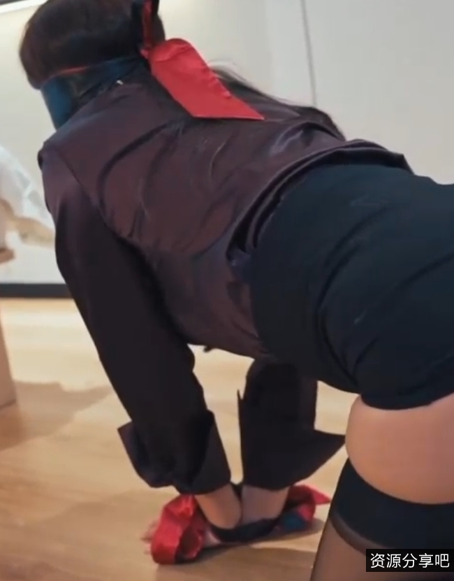 转载搬运糖心VlogUP林秘书开放日记最新合集1V730M，推车深擦