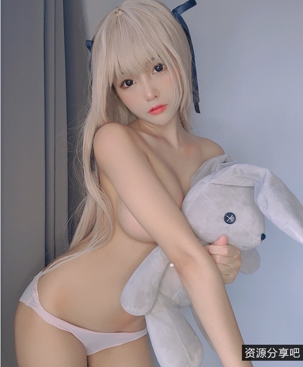 推特山峰新秀YAMIS厨房定制系列18部70G太劲爆