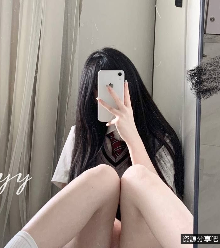 绝美882M推特点爆困困熊85部私房视频