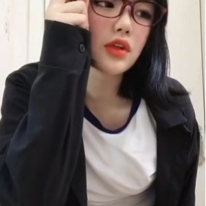 皮皮虾在下小羊热舞全收录1.02g超清喷血