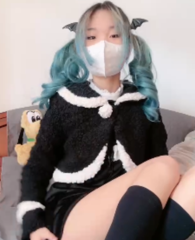 易直播芃芃大人红绿灯寸止合集88部15.5G丝足天花板