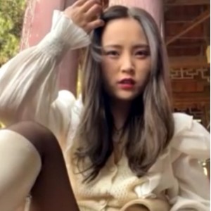 LoveLynn男厕玩具秀绝密合集696V241.4G亚裔辣妹