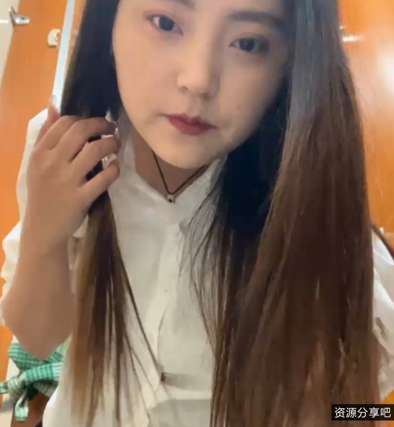 LoveLynn男厕玩具秀绝密合集696V241.4G亚裔辣妹