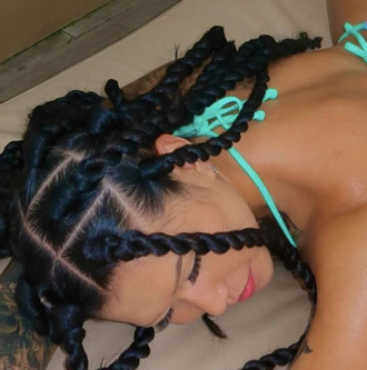 推特Sexychloe龙猫夫妇刺青女神96P63V1.0G优质珍藏