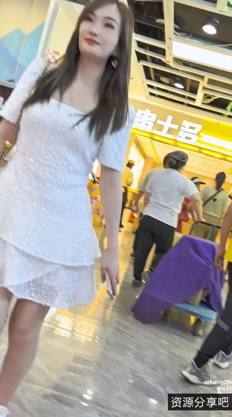 推特肉丝少妇三部3V394M粉透