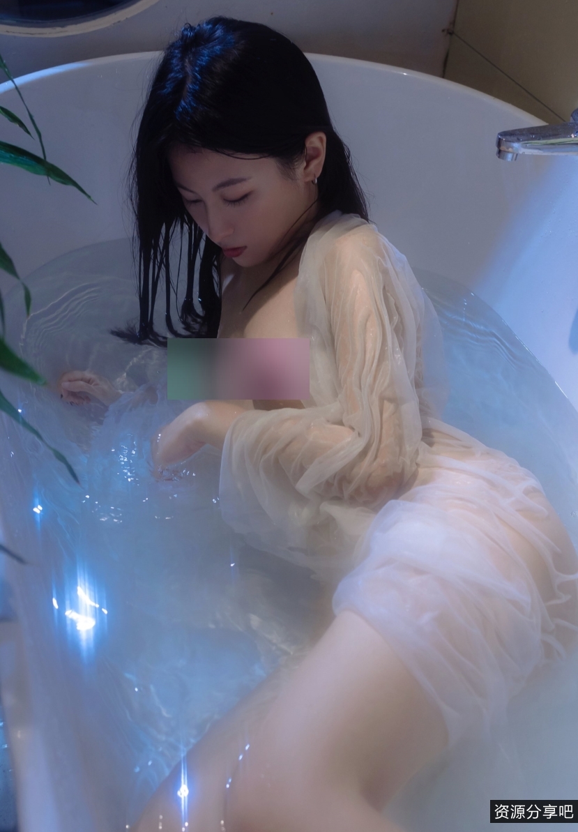 九儿美少女战士私拍63V2.64G清纯诱人