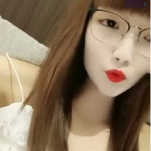 嫩模学妹吸睛视频合集181V45G太顶了